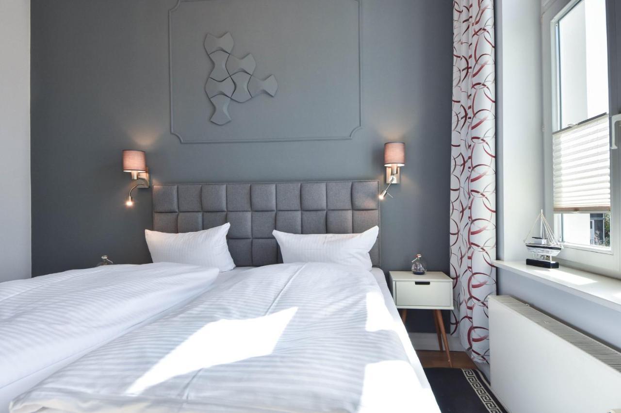 Villa Meeresblick Wohnung 1 ゼーバート・ヘリングスドルフ エクステリア 写真